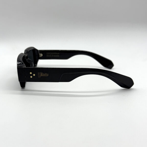 Rebel Black - Image 4